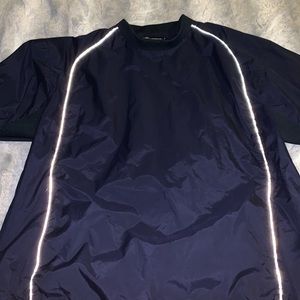 Pro celebrity water resistant running pullover